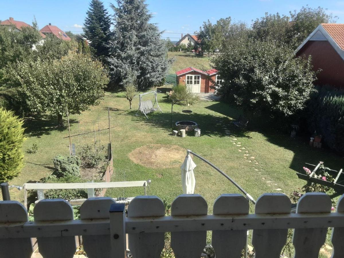 Appartement Andrea Galambok Εξωτερικό φωτογραφία