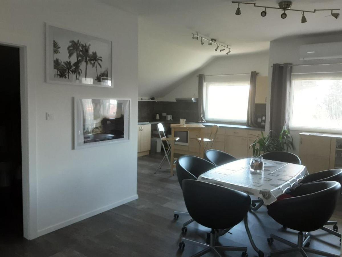 Appartement Andrea Galambok Εξωτερικό φωτογραφία